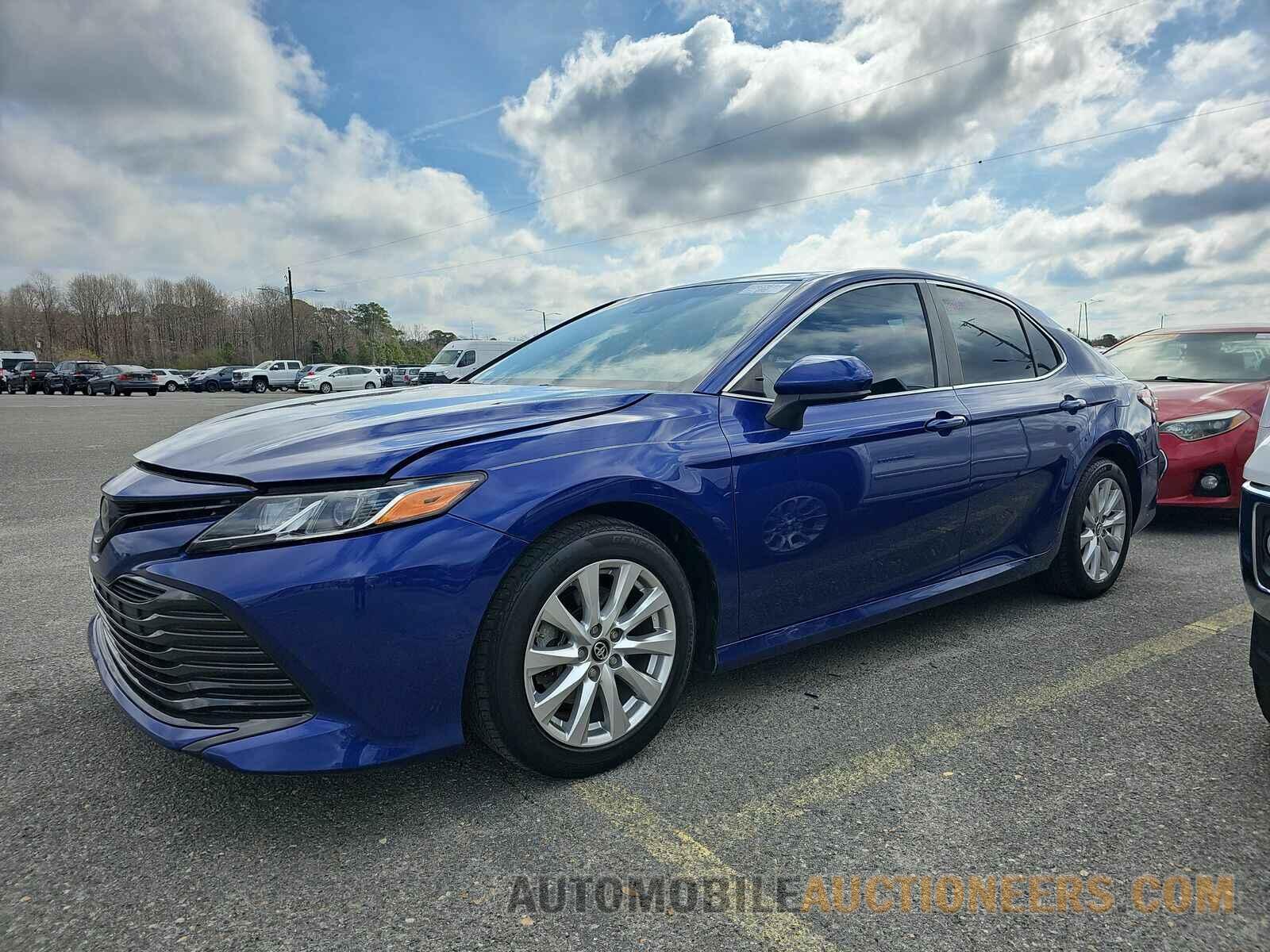 4T1B11HKXJU512792 Toyota Camry 2018