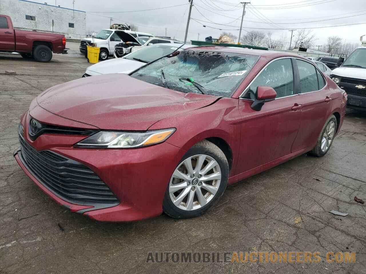 4T1B11HKXJU521721 TOYOTA CAMRY 2018