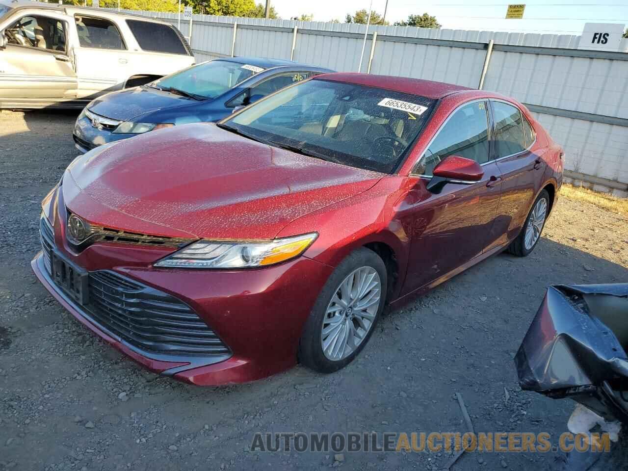 4T1B11HKXJU523307 TOYOTA CAMRY 2018