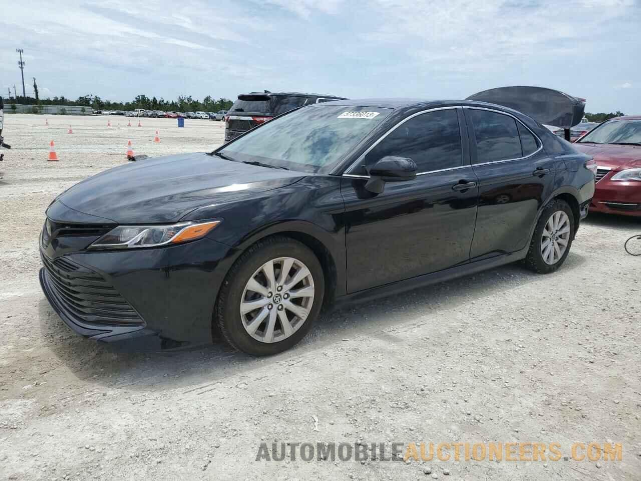 4T1B11HKXJU526353 TOYOTA CAMRY 2018