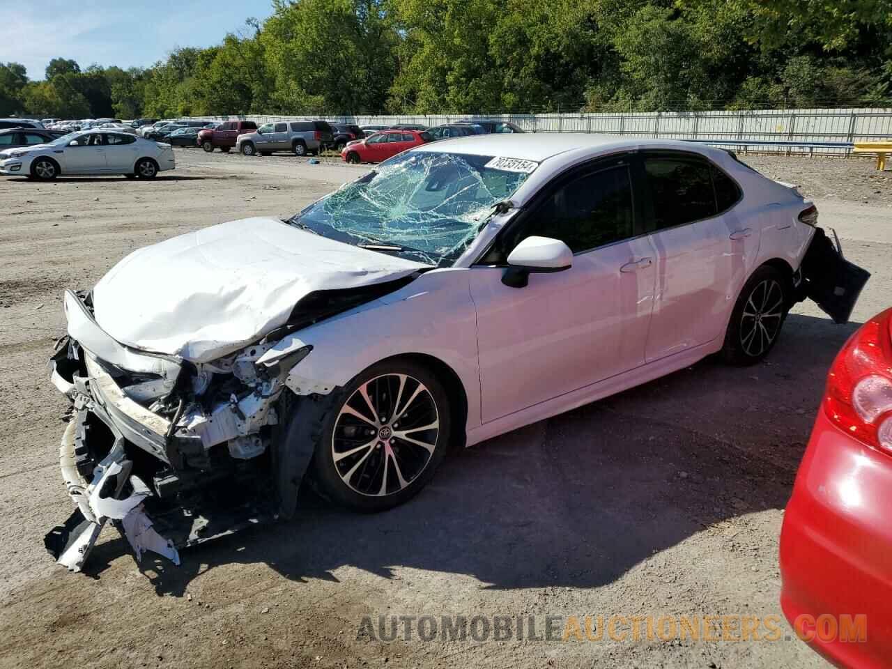 4T1B11HKXJU530886 TOYOTA CAMRY 2018