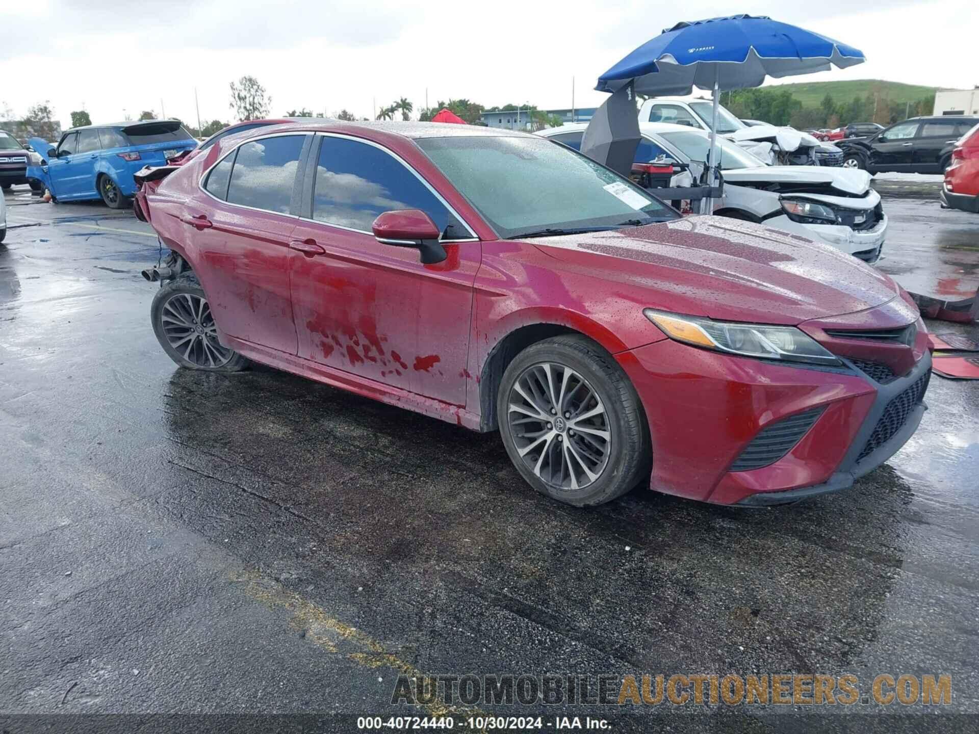 4T1B11HKXJU537675 TOYOTA CAMRY 2018