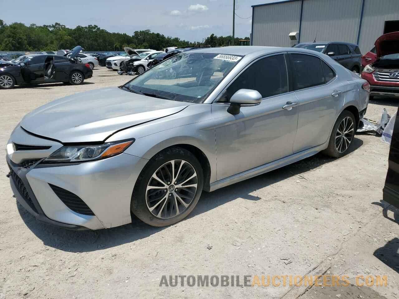 4T1B11HKXJU542990 TOYOTA CAMRY 2018