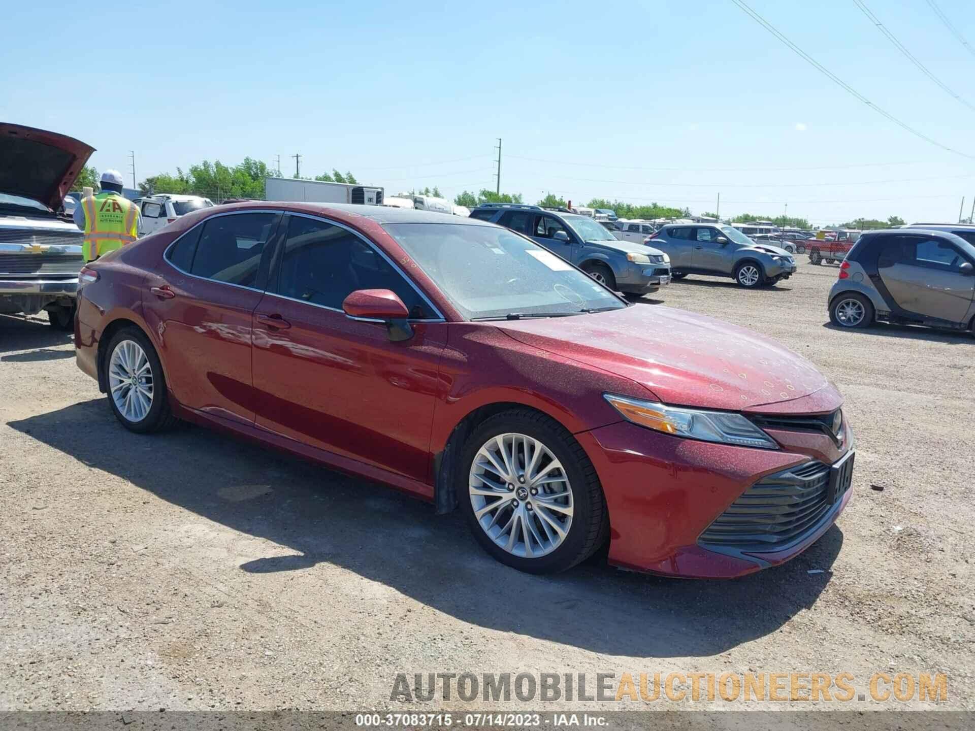 4T1B11HKXJU544982 TOYOTA CAMRY 2018