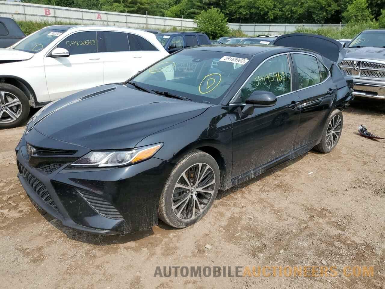 4T1B11HKXJU554489 TOYOTA CAMRY 2018