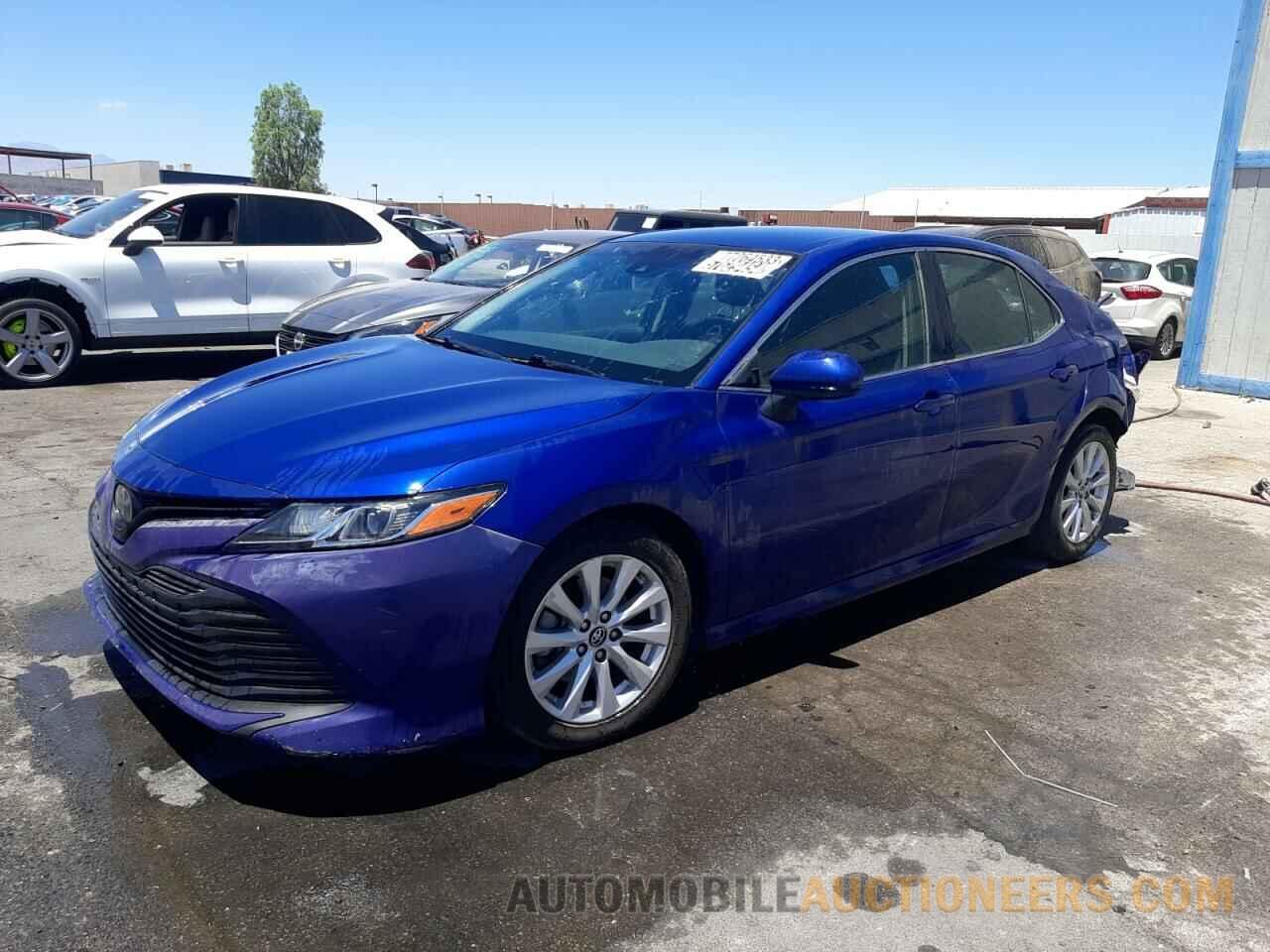 4T1B11HKXJU558994 TOYOTA CAMRY 2018