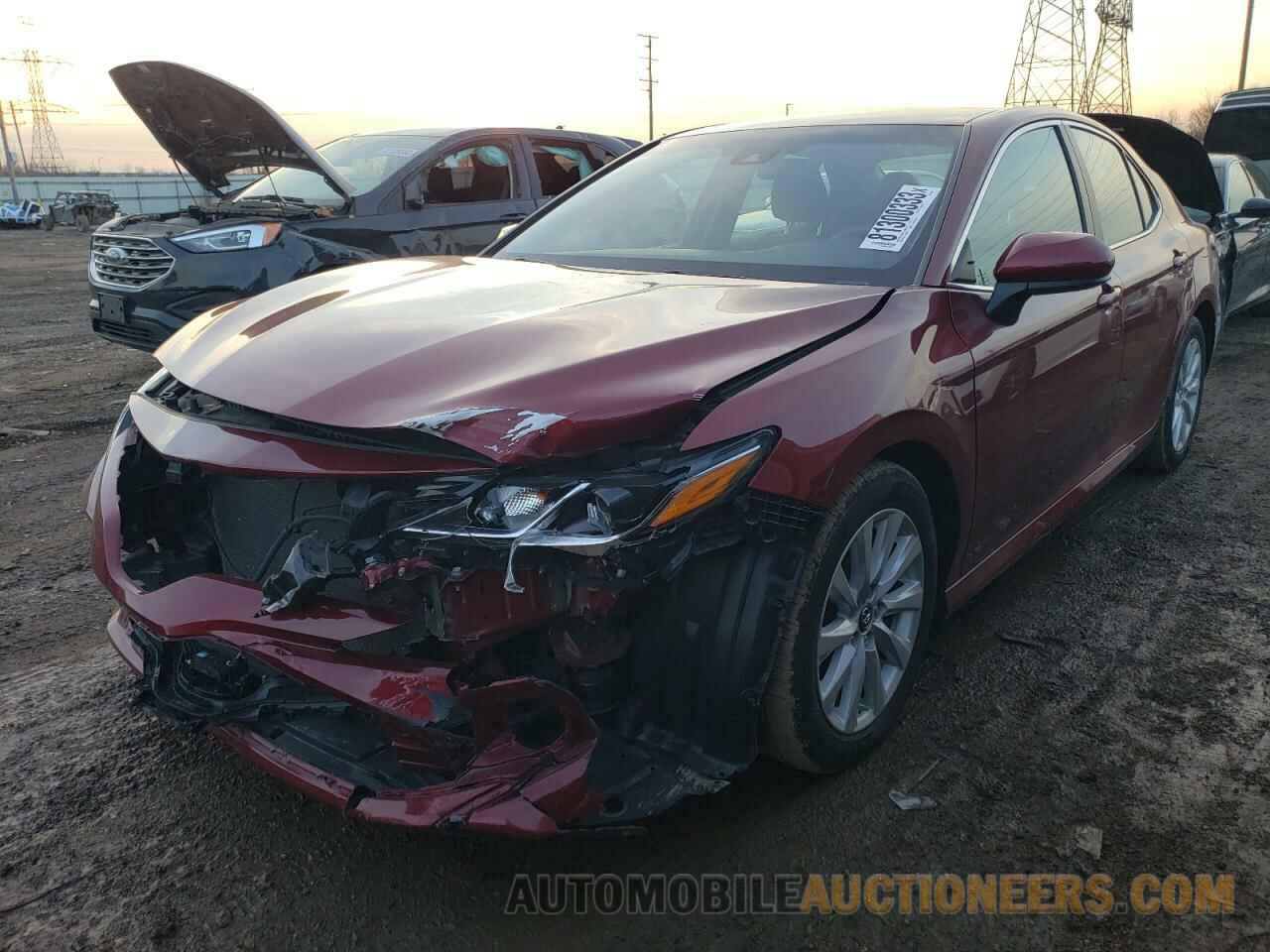 4T1B11HKXJU559708 TOYOTA CAMRY 2018