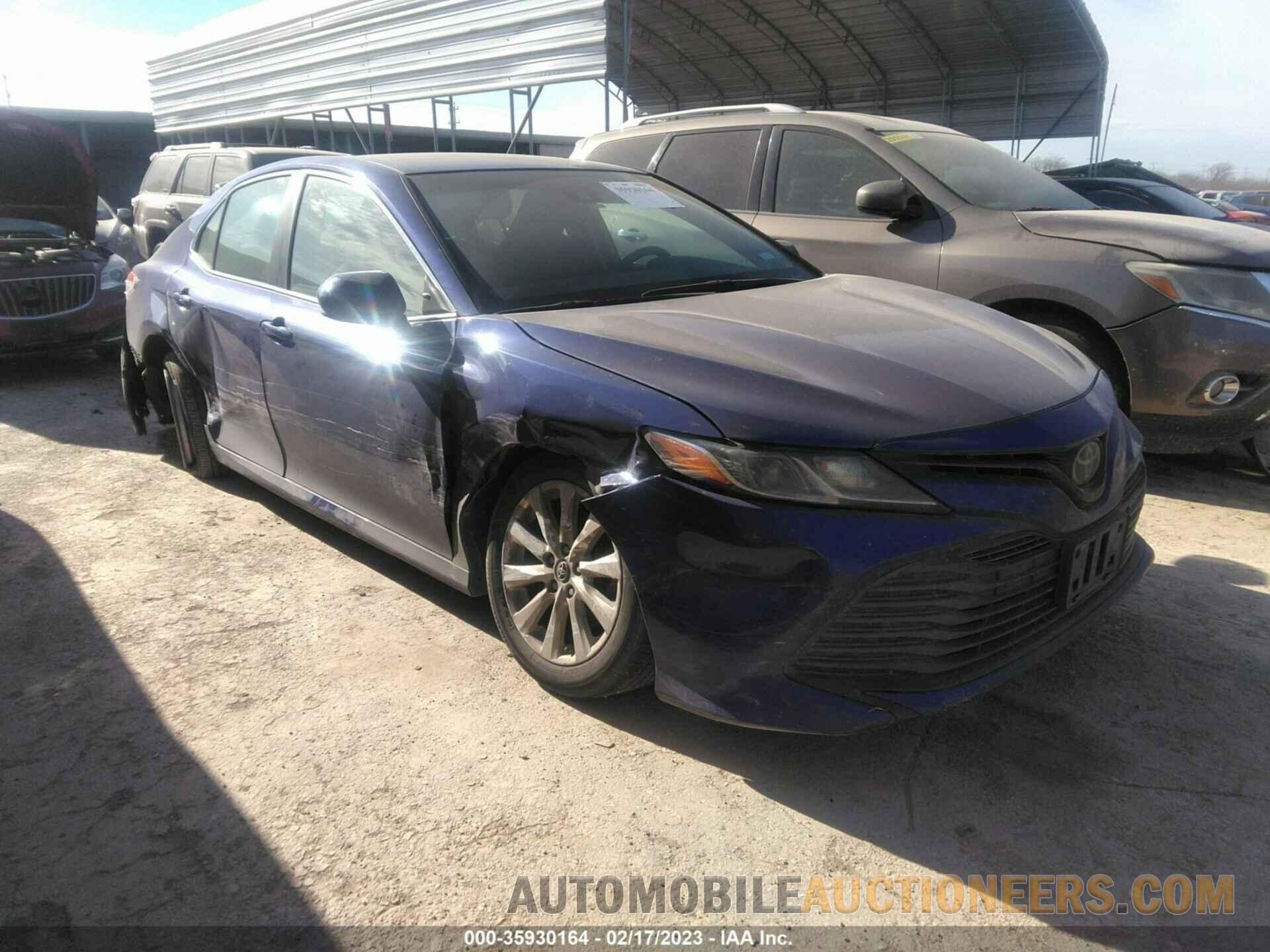 4T1B11HKXJU560731 TOYOTA CAMRY 2018