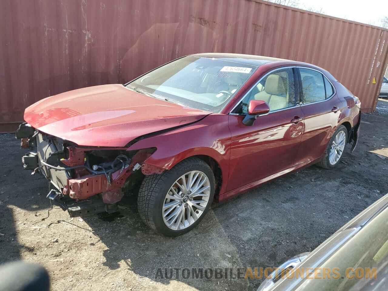 4T1B11HKXJU564908 TOYOTA CAMRY 2018