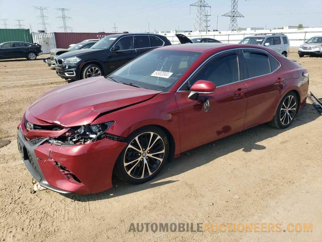 4T1B11HKXJU568814 TOYOTA CAMRY 2018