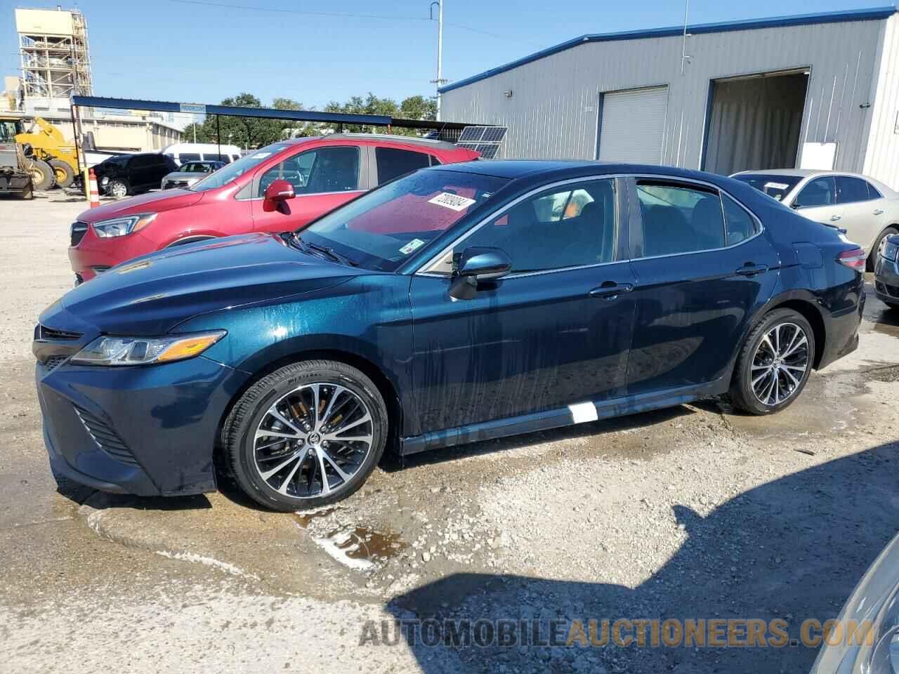 4T1B11HKXJU578792 TOYOTA CAMRY 2018