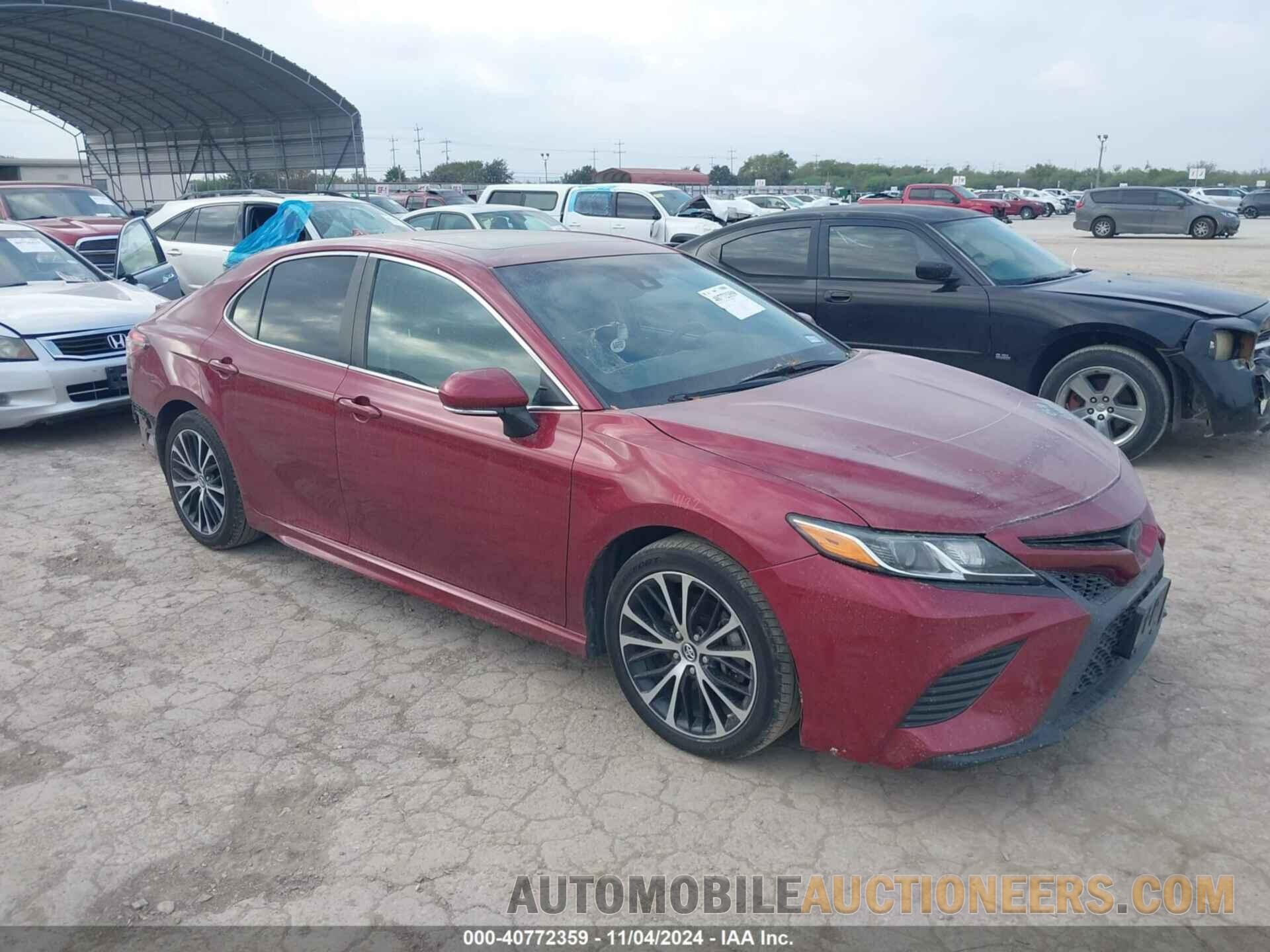 4T1B11HKXJU580932 TOYOTA CAMRY 2018