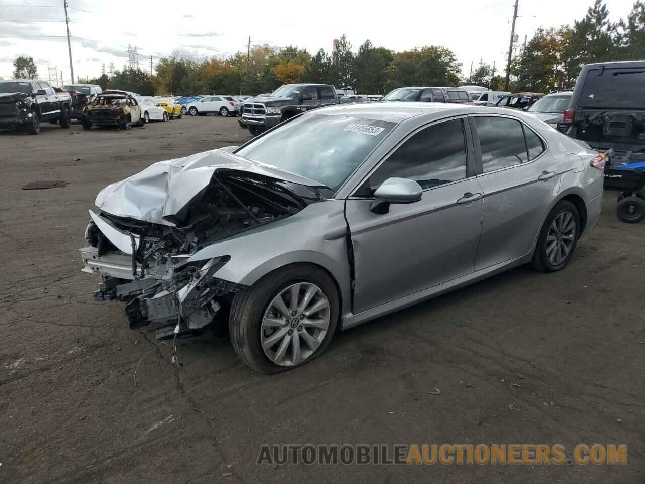 4T1B11HKXJU582258 TOYOTA CAMRY 2018