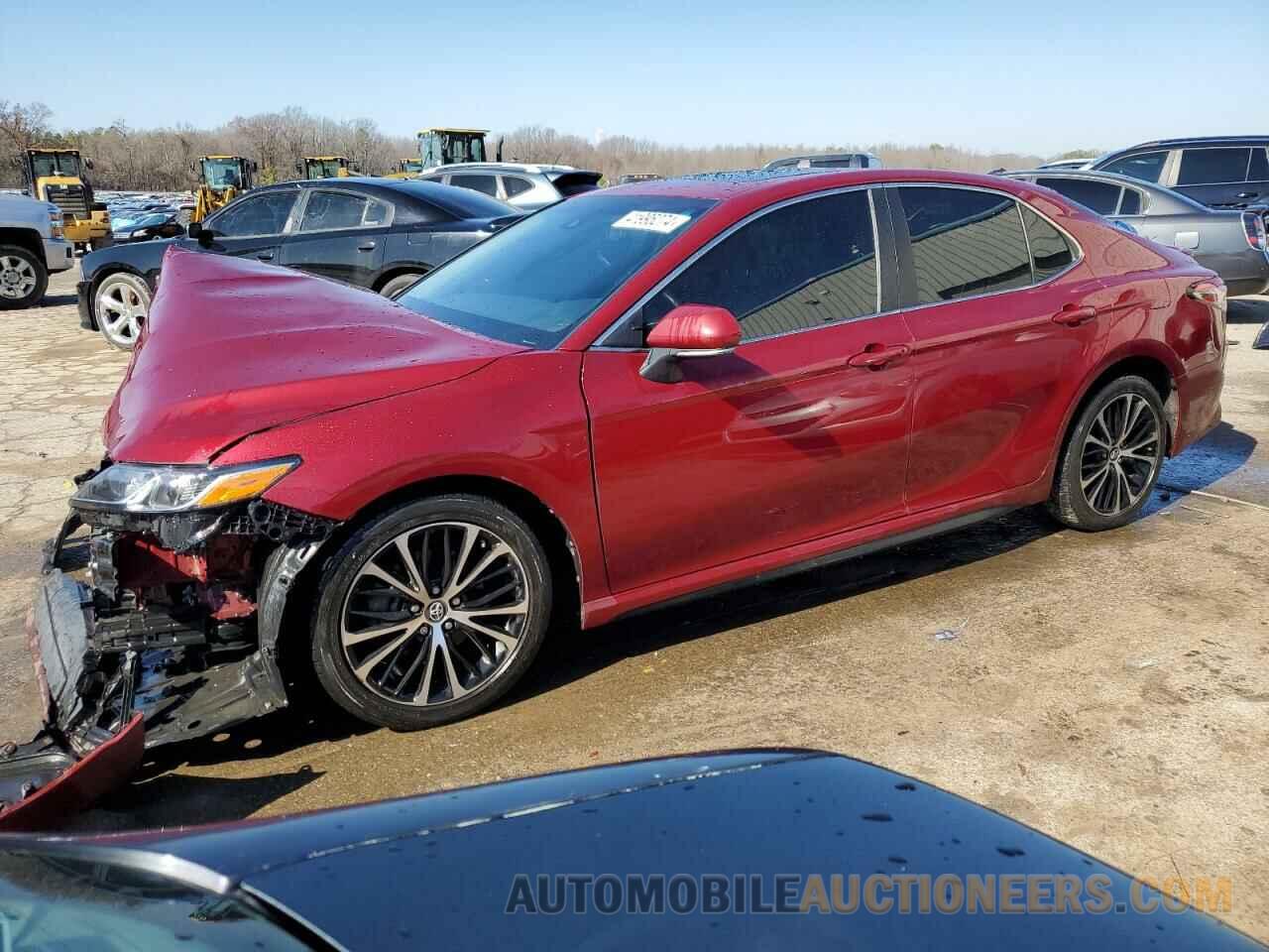 4T1B11HKXJU585354 TOYOTA CAMRY 2018