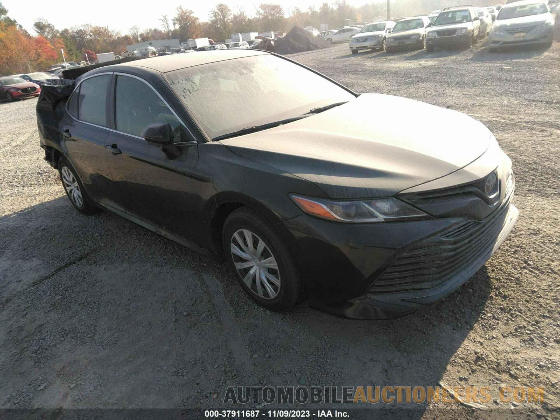 4T1B11HKXJU595253 TOYOTA CAMRY 2018