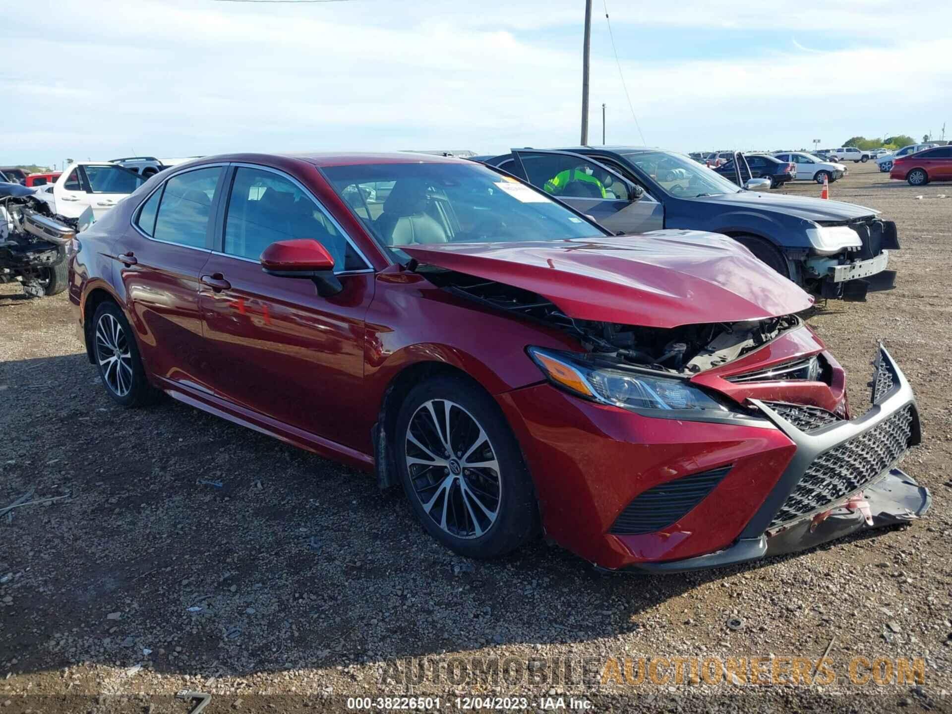 4T1B11HKXJU595365 TOYOTA CAMRY 2018