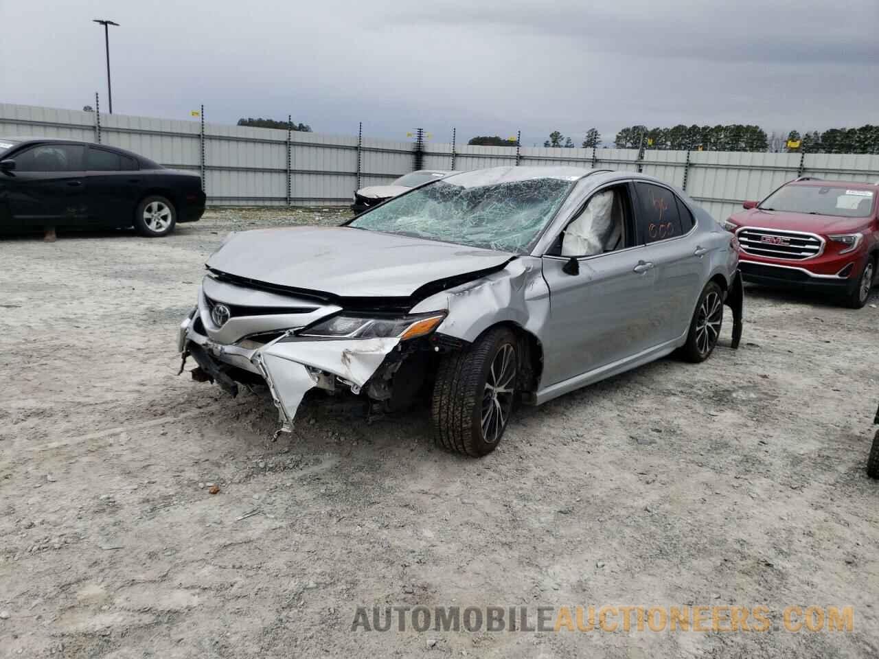 4T1B11HKXJU595429 TOYOTA CAMRY 2018