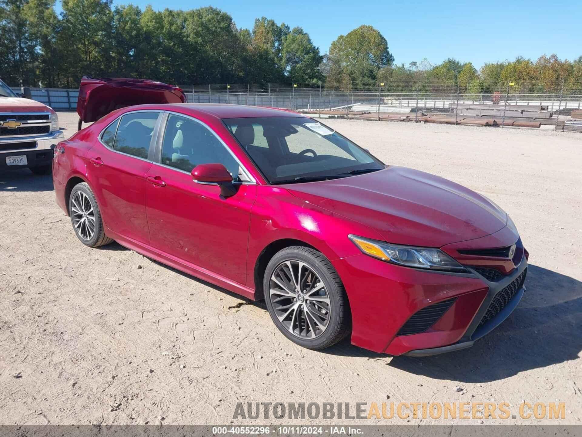 4T1B11HKXJU599769 TOYOTA CAMRY 2018