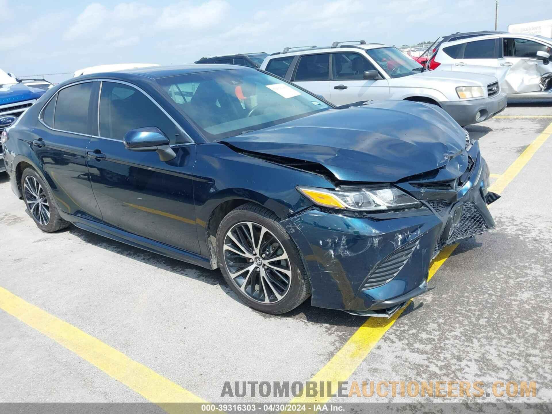 4T1B11HKXJU602198 TOYOTA CAMRY 2018