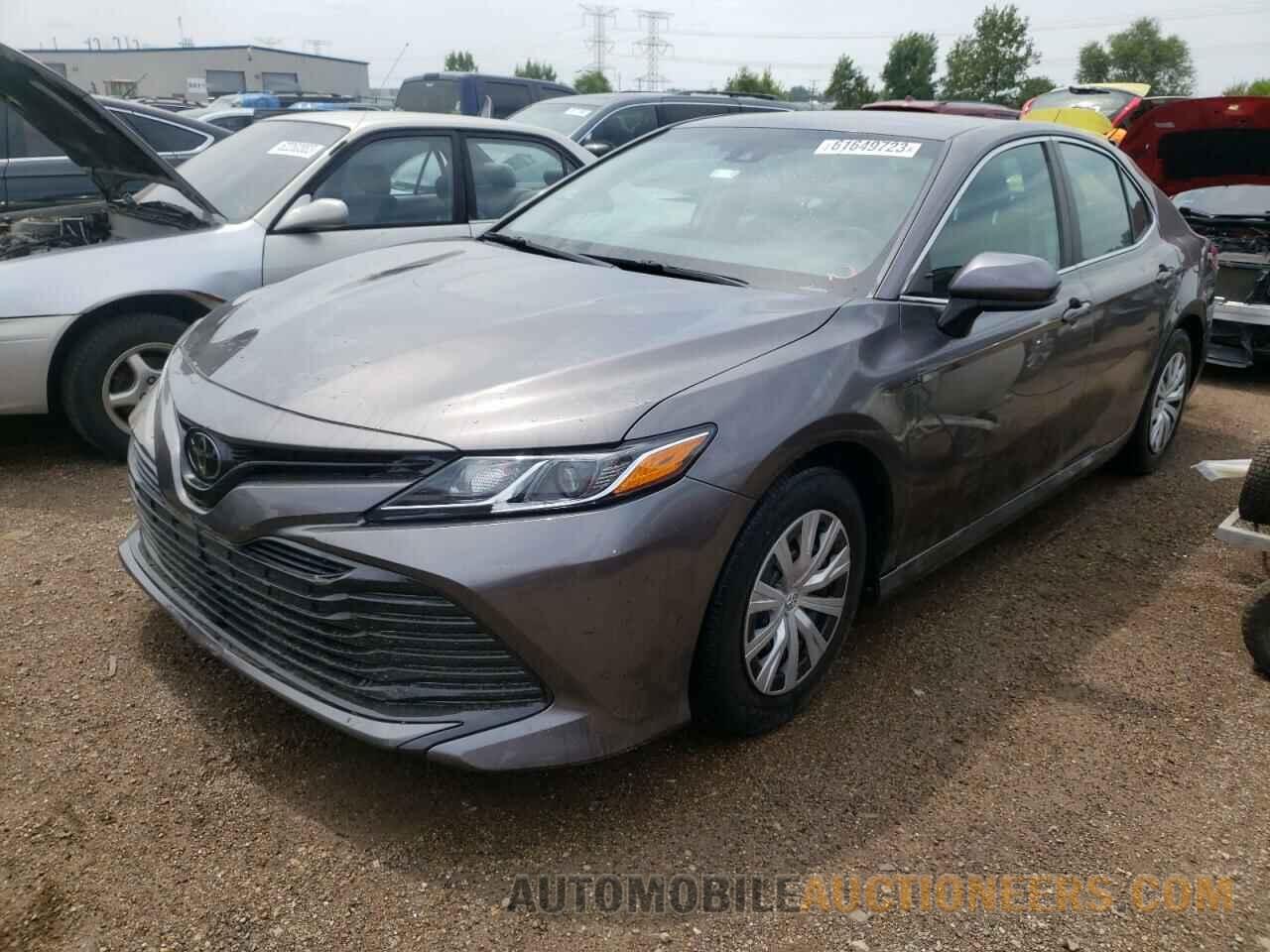 4T1B11HKXJU602668 TOYOTA CAMRY 2018