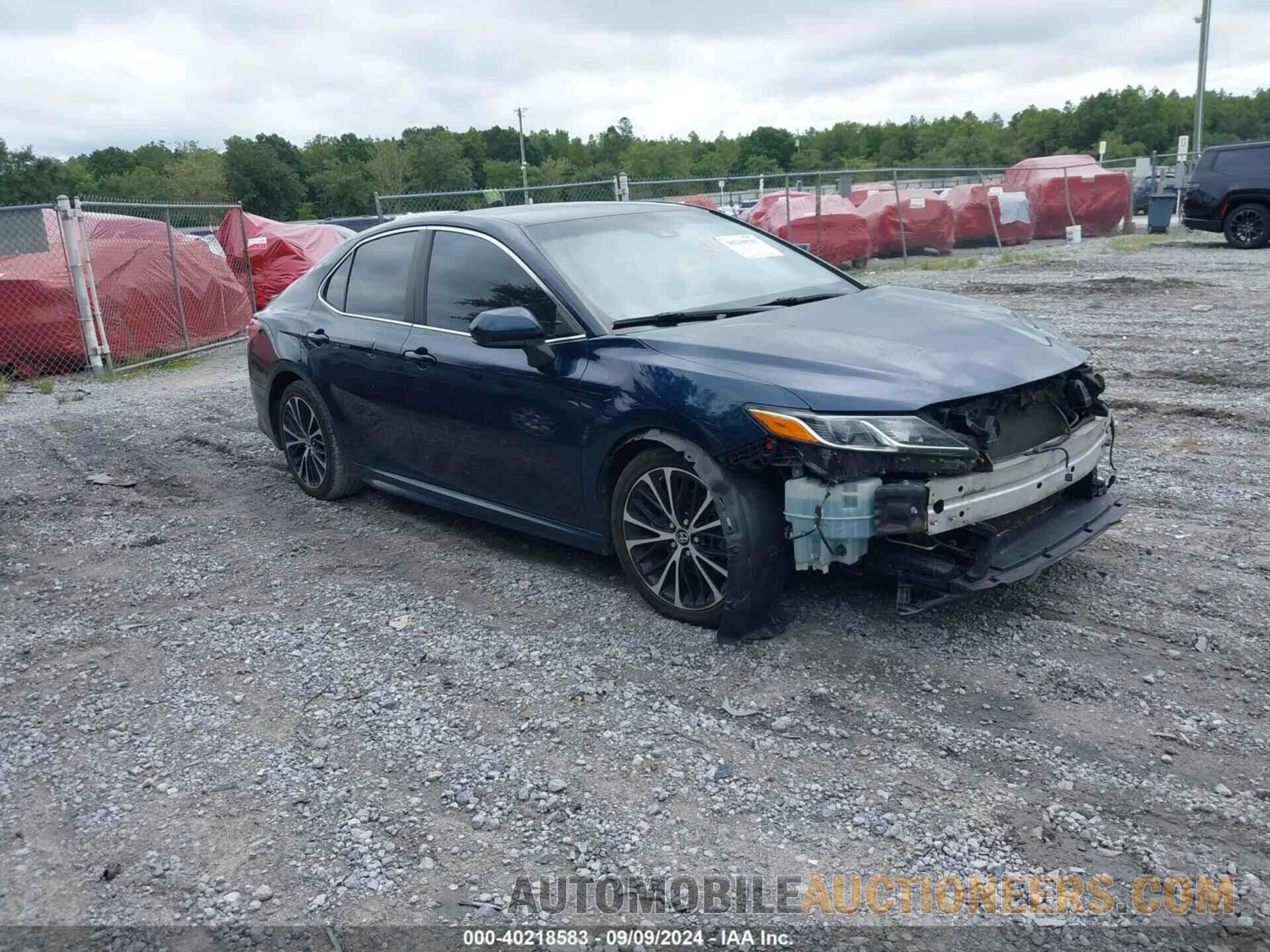 4T1B11HKXJU612925 TOYOTA CAMRY 2018