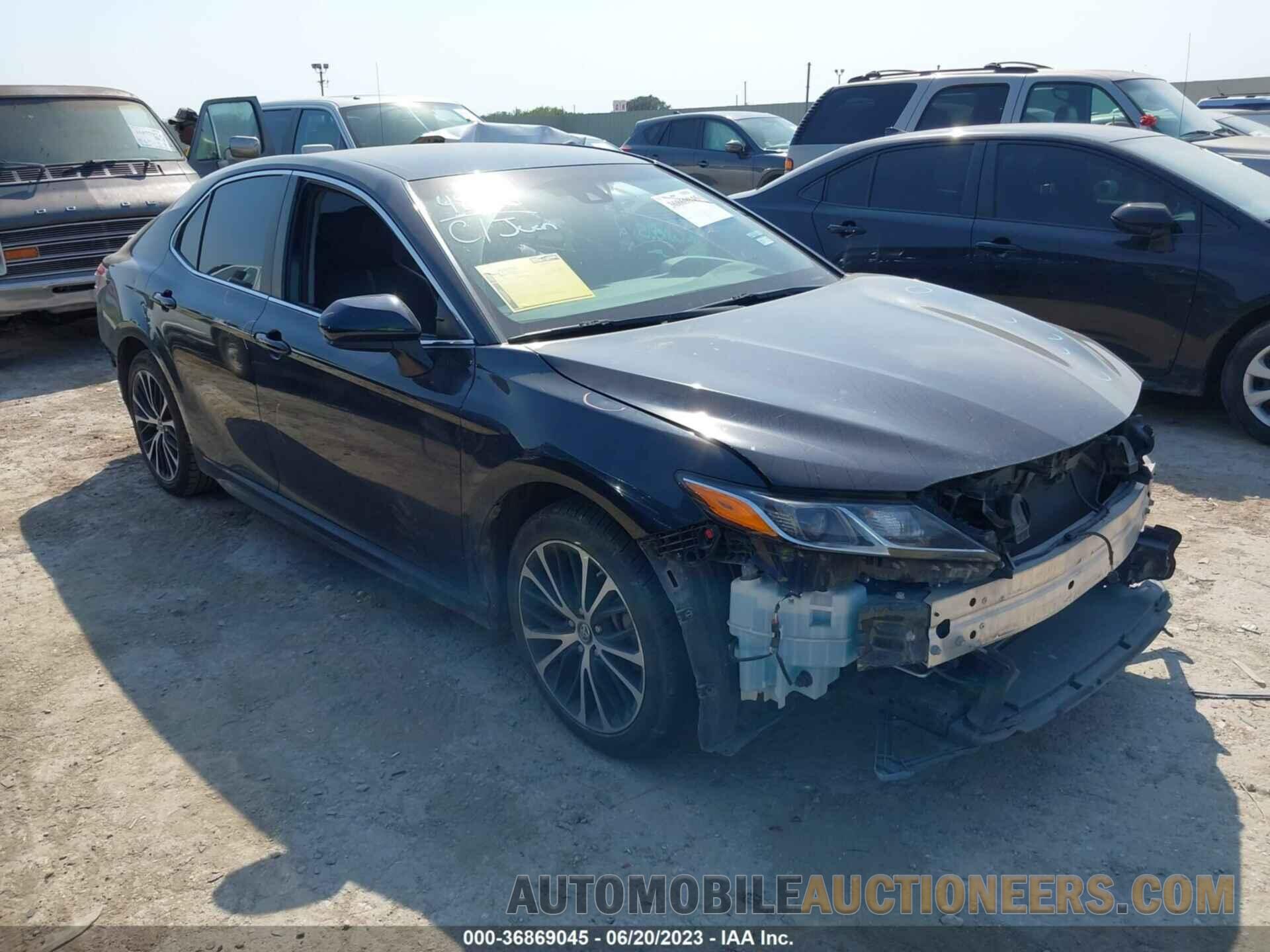 4T1B11HKXJU626811 TOYOTA CAMRY 2018