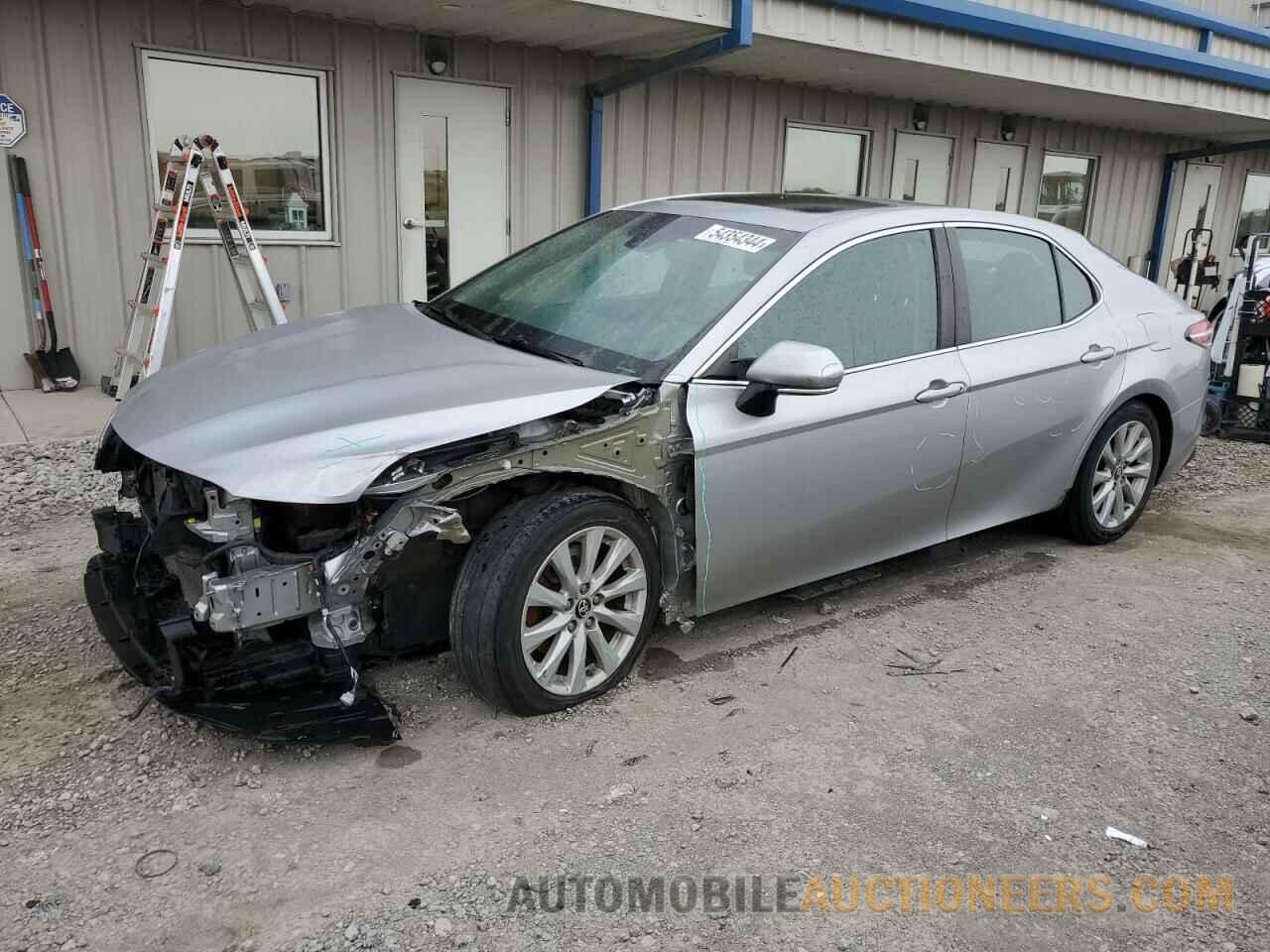 4T1B11HKXJU637100 TOYOTA CAMRY 2018