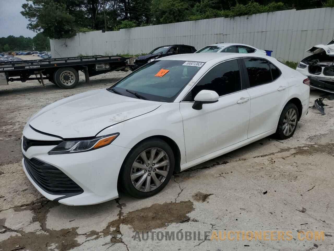 4T1B11HKXJU642894 TOYOTA CAMRY 2018