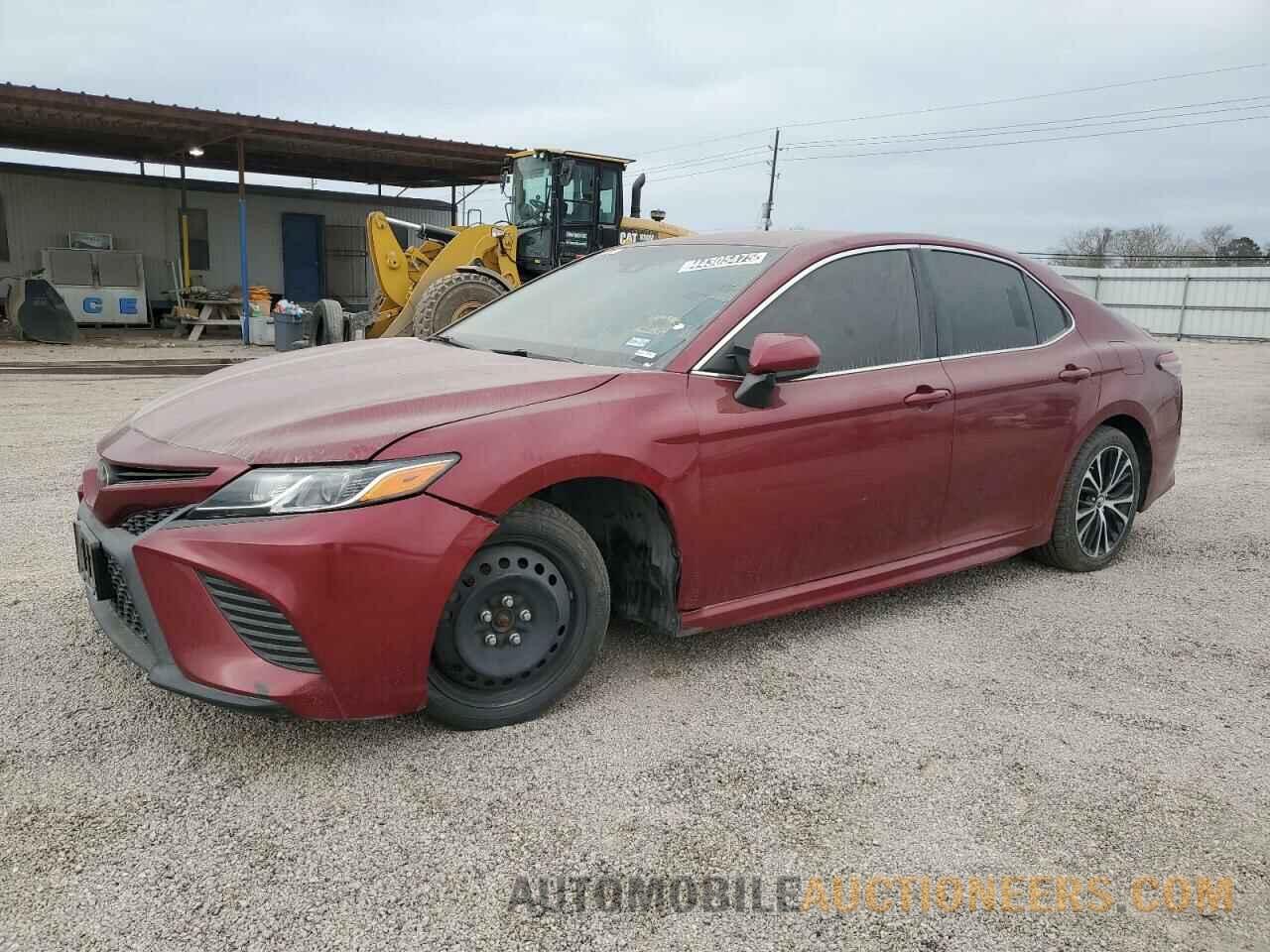 4T1B11HKXJU658397 TOYOTA CAMRY 2018