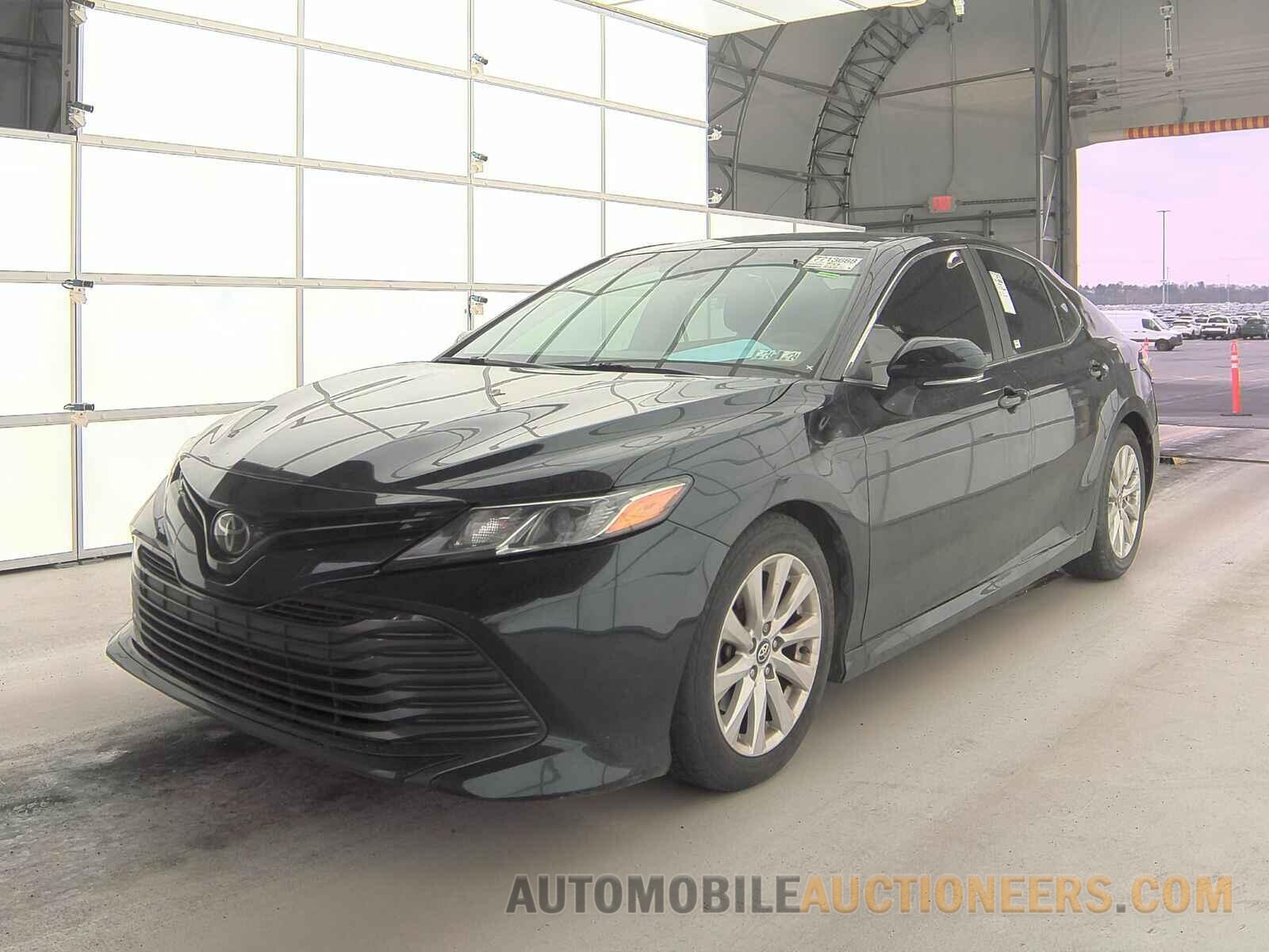 4T1B11HKXJU658450 Toyota Camry 2018