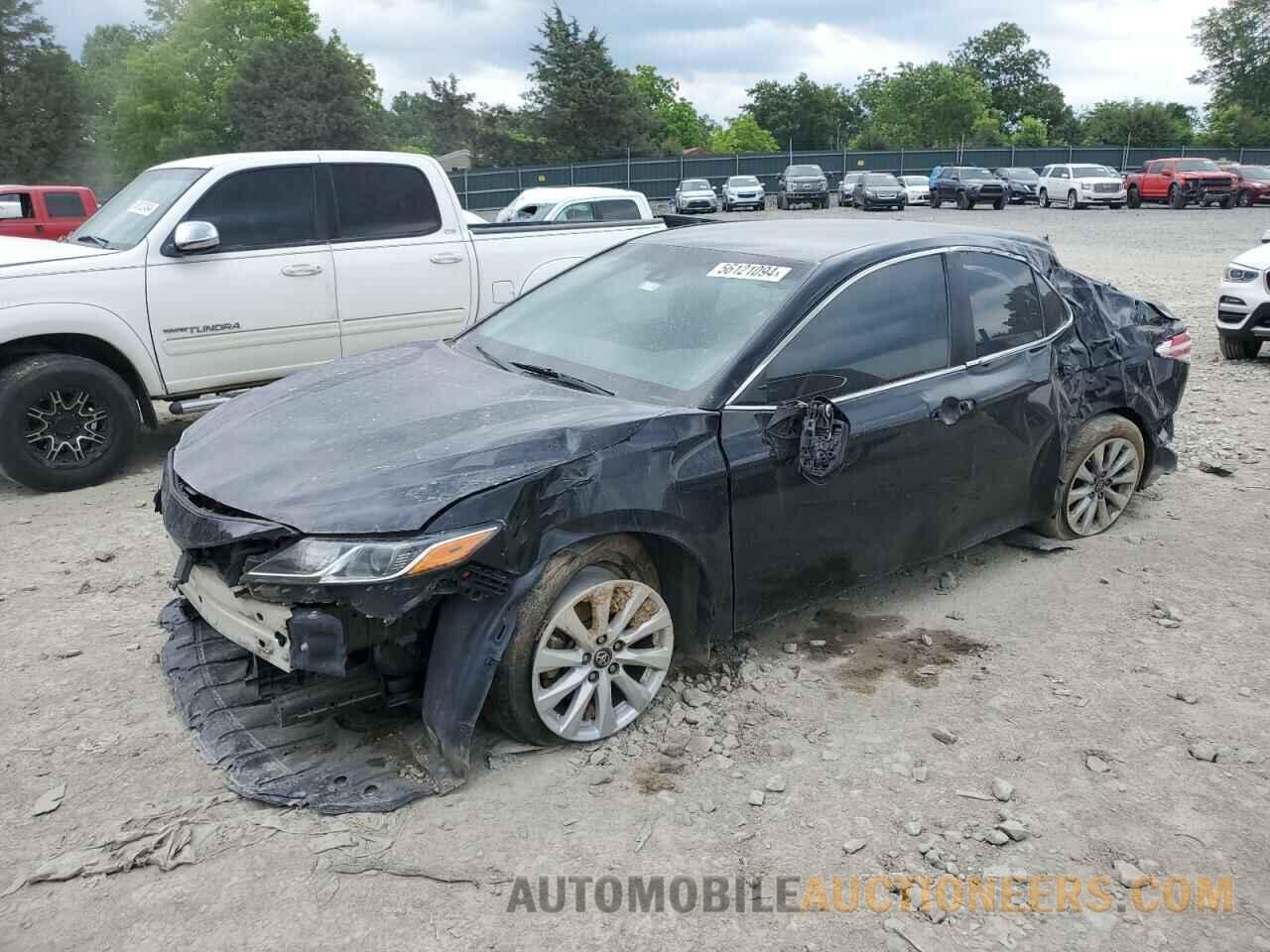 4T1B11HKXJU662417 TOYOTA CAMRY 2018