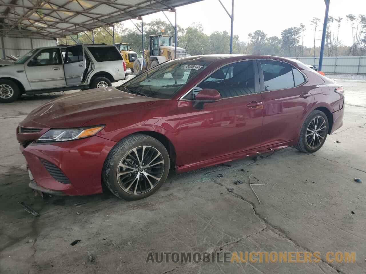 4T1B11HKXJU663230 TOYOTA CAMRY 2018