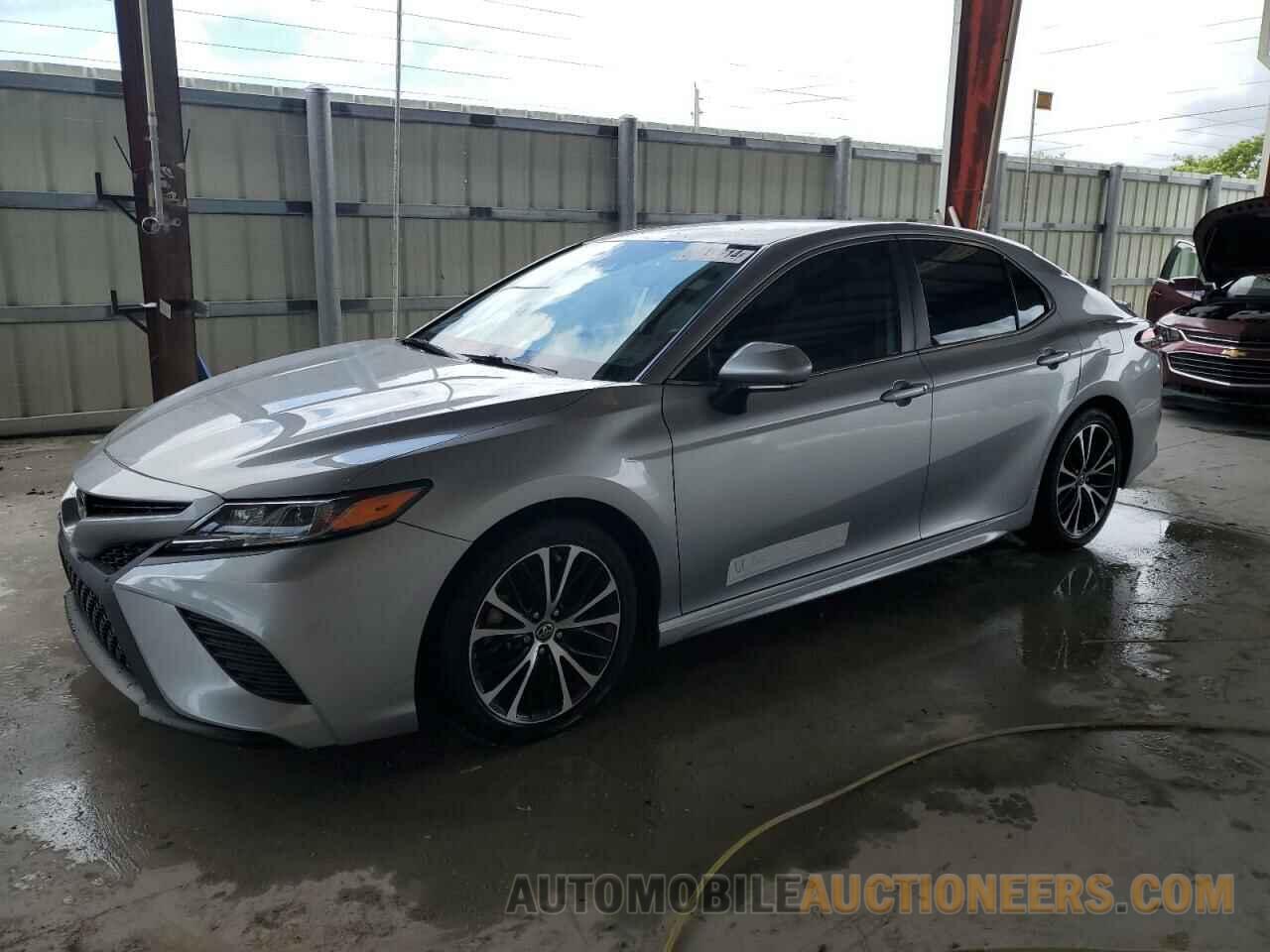 4T1B11HKXKU185053 TOYOTA CAMRY 2019