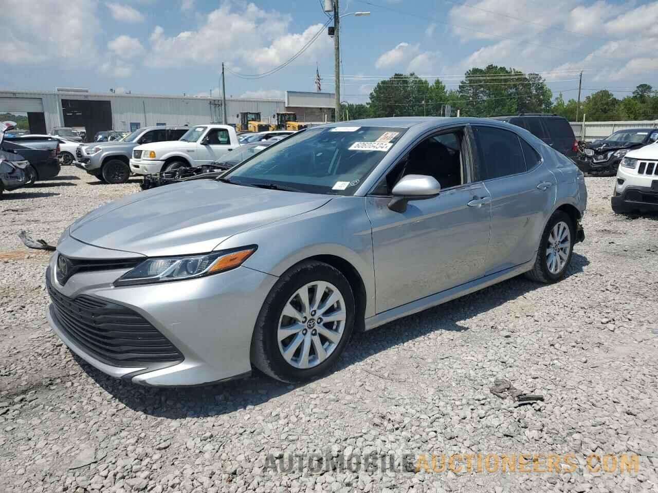 4T1B11HKXKU197140 TOYOTA CAMRY 2019