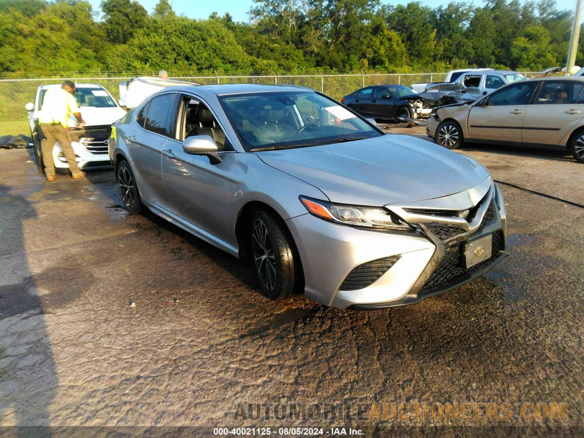 4T1B11HKXKU204989 TOYOTA CAMRY 2019