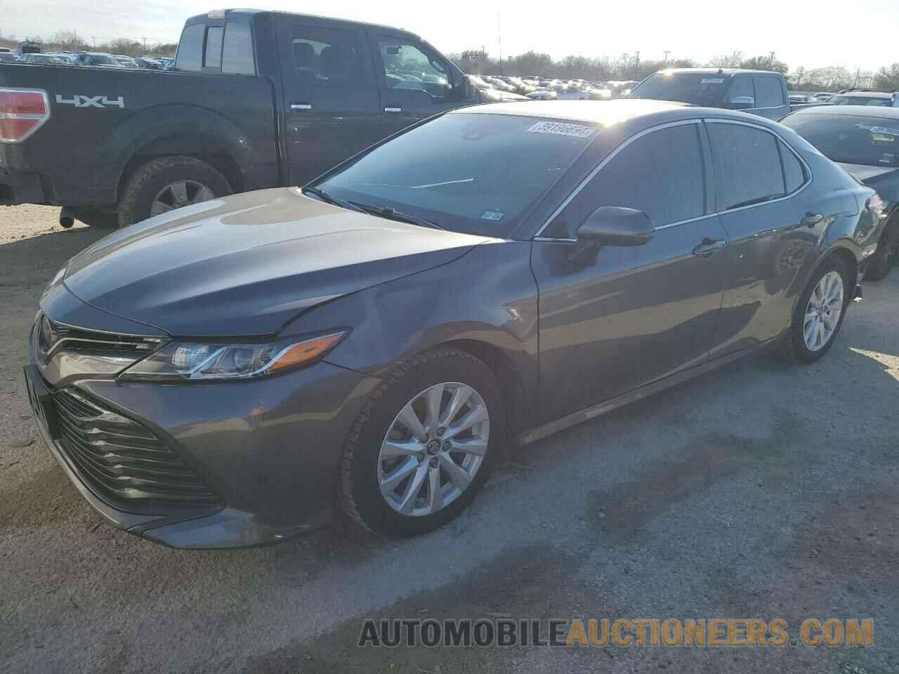 4T1B11HKXKU229147 TOYOTA CAMRY 2019