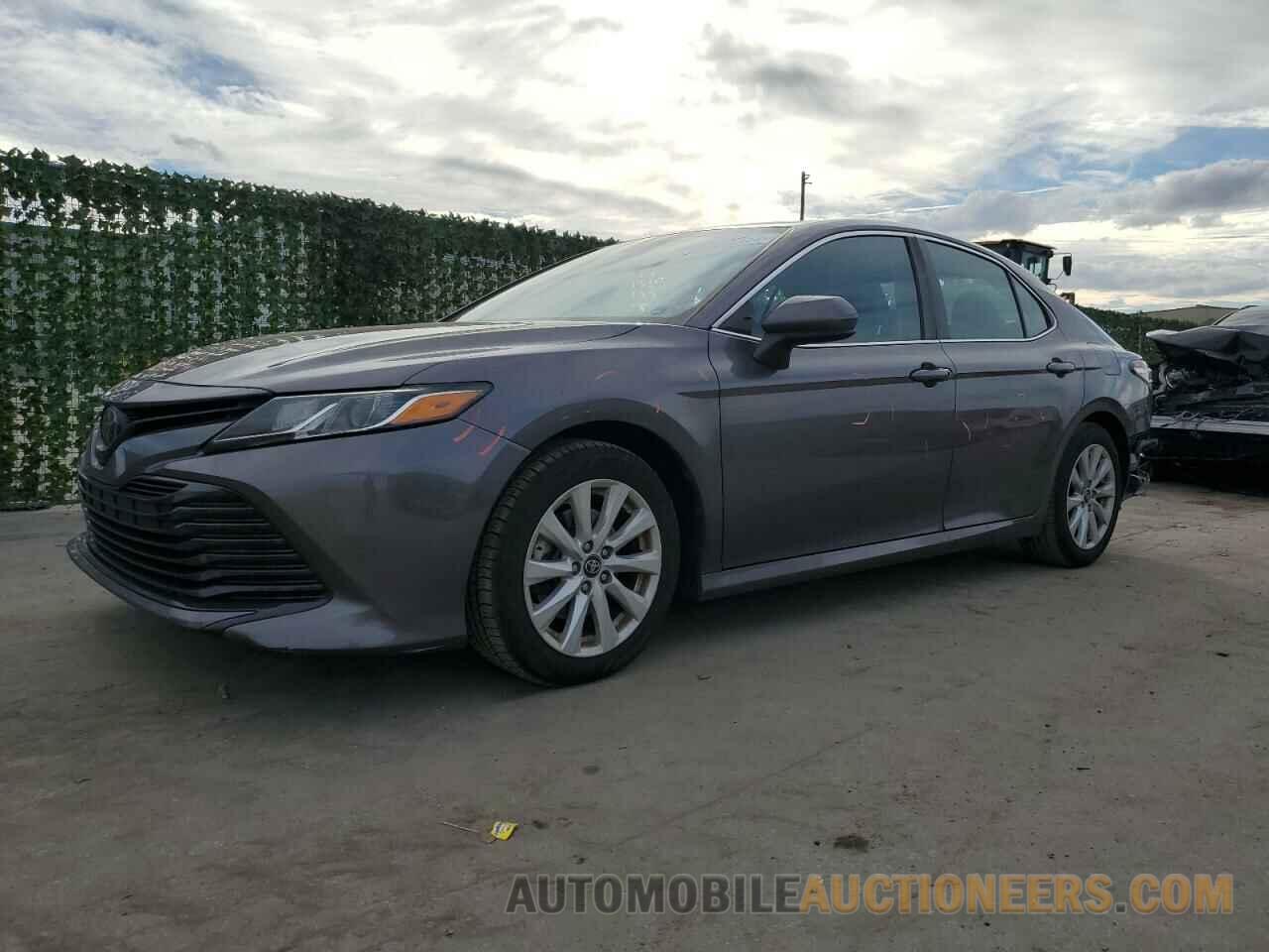 4T1B11HKXKU229925 TOYOTA CAMRY 2019