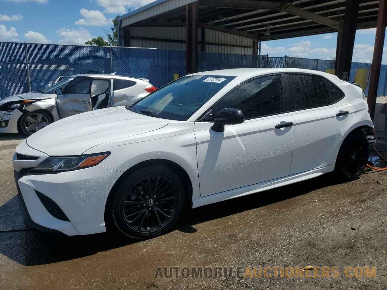 4T1B11HKXKU260673 TOYOTA CAMRY 2019