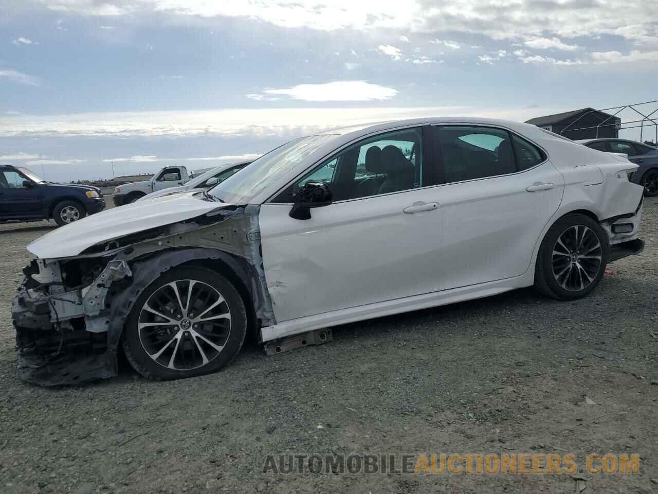 4T1B11HKXKU262097 TOYOTA CAMRY 2019