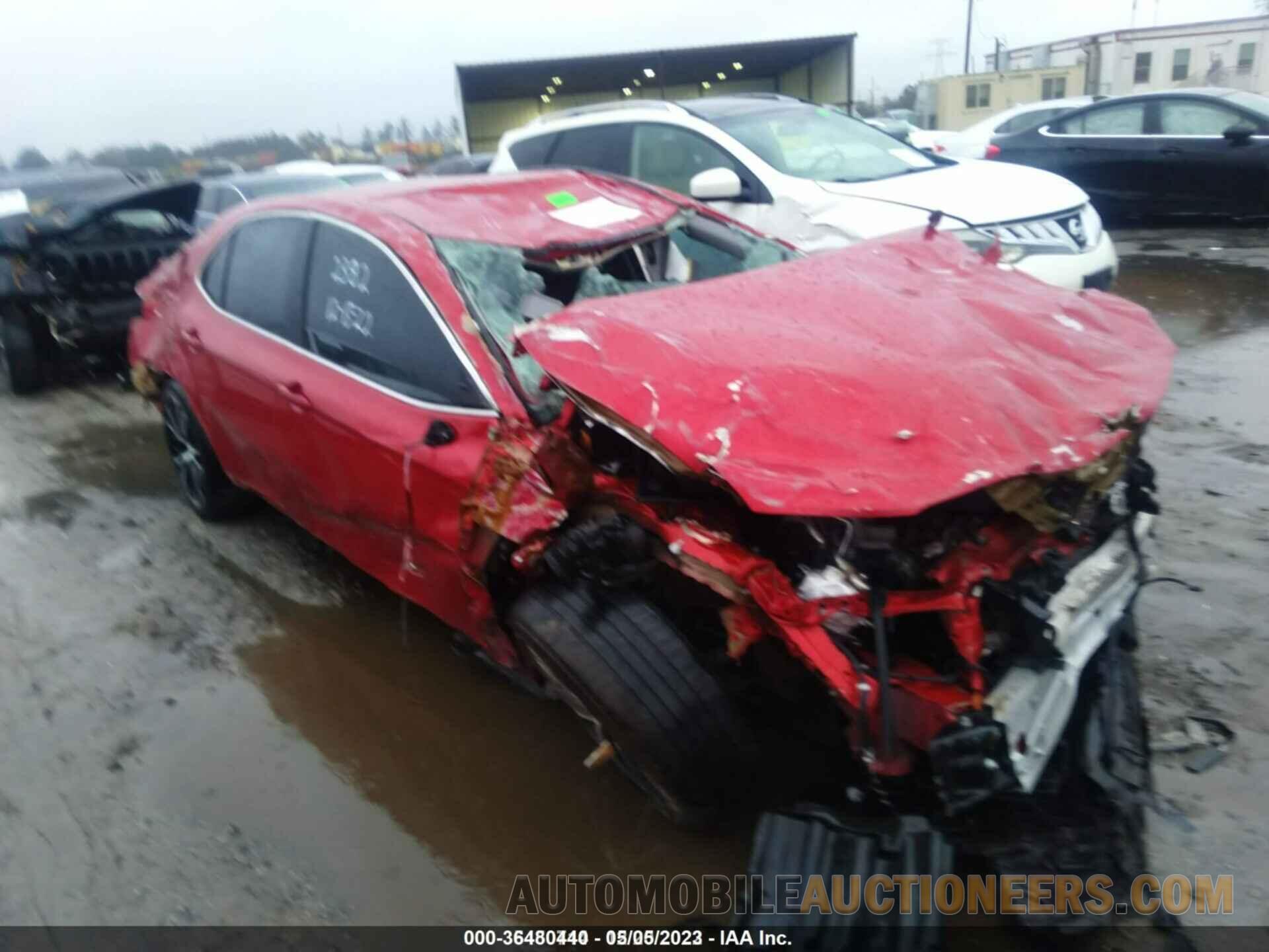 4T1B11HKXKU282382 TOYOTA CAMRY 2019