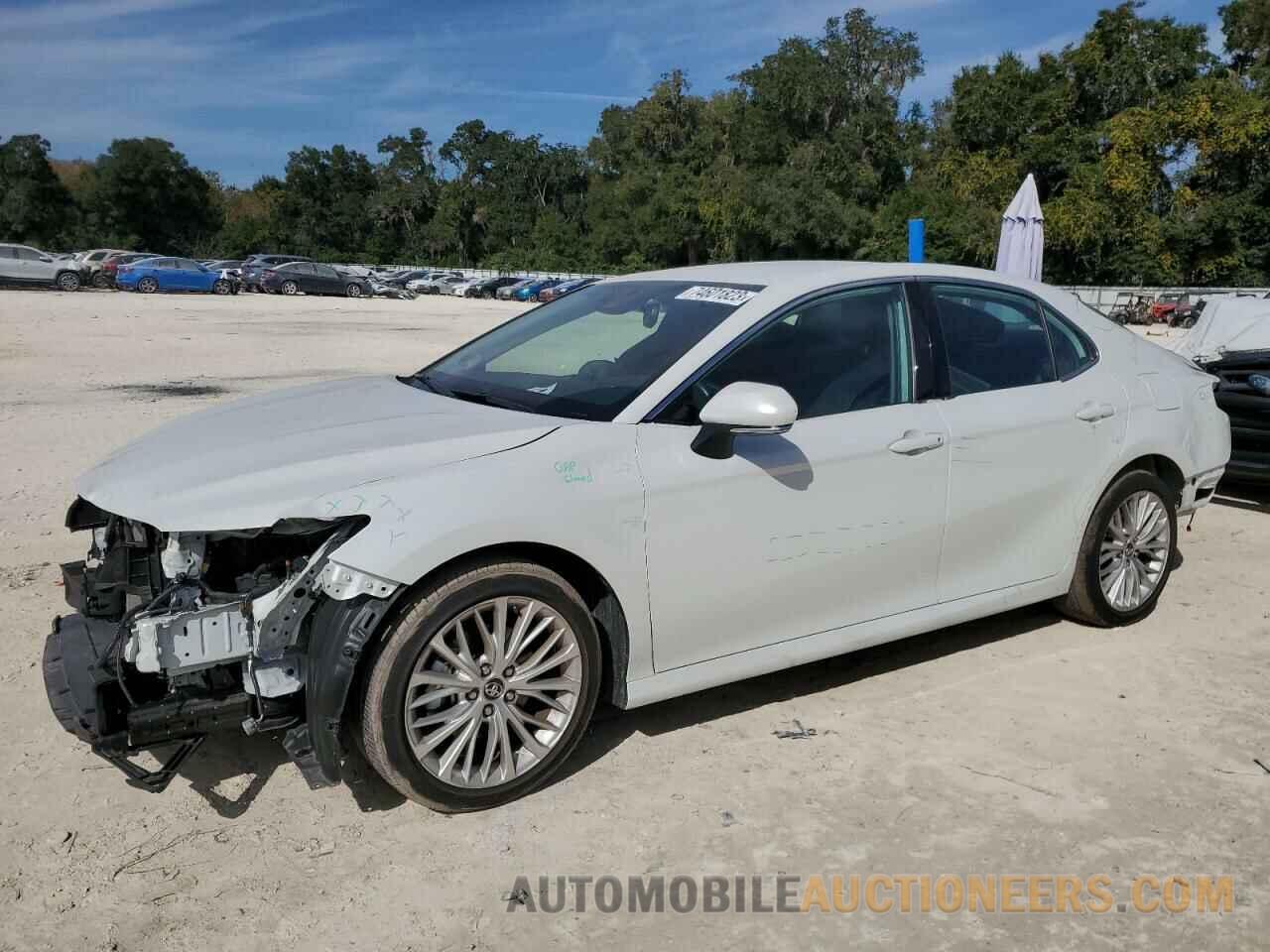 4T1B11HKXKU296718 TOYOTA CAMRY 2019