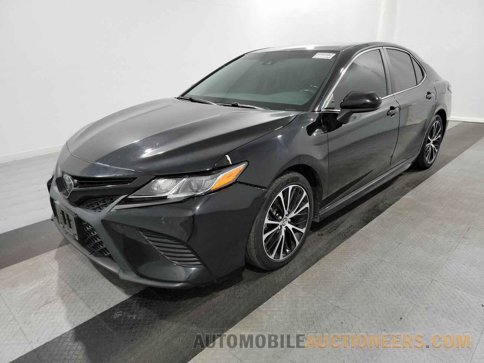 4T1B11HKXKU681017 Toyota Camry 2019