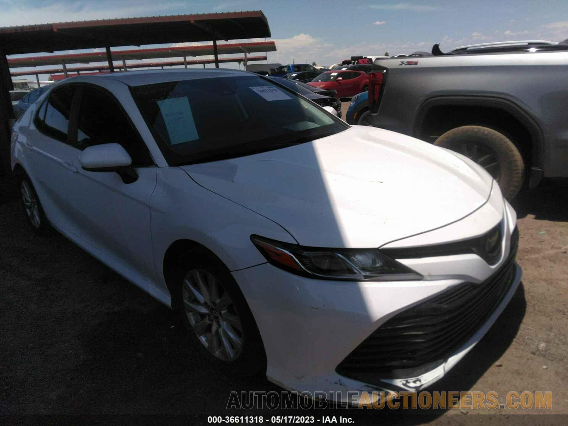 4T1B11HKXKU683592 TOYOTA CAMRY 2019