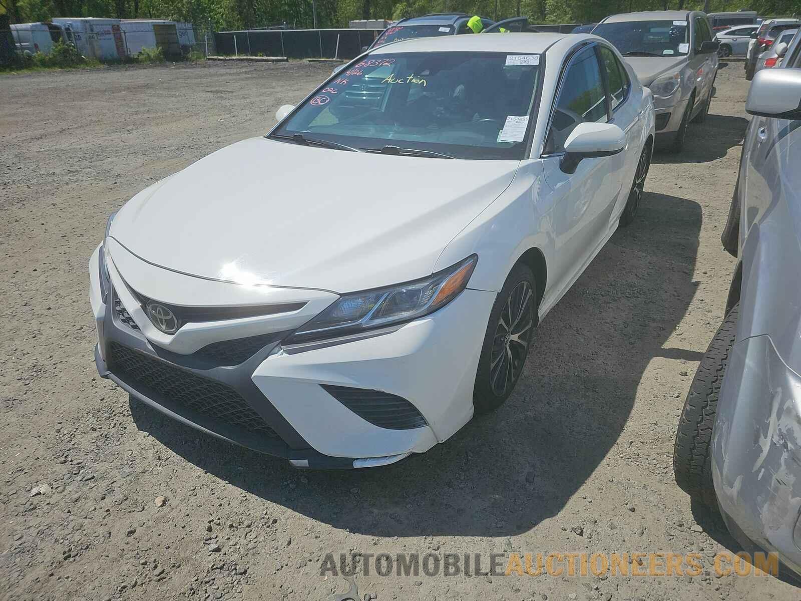 4T1B11HKXKU705042 Toyota Camry 2019