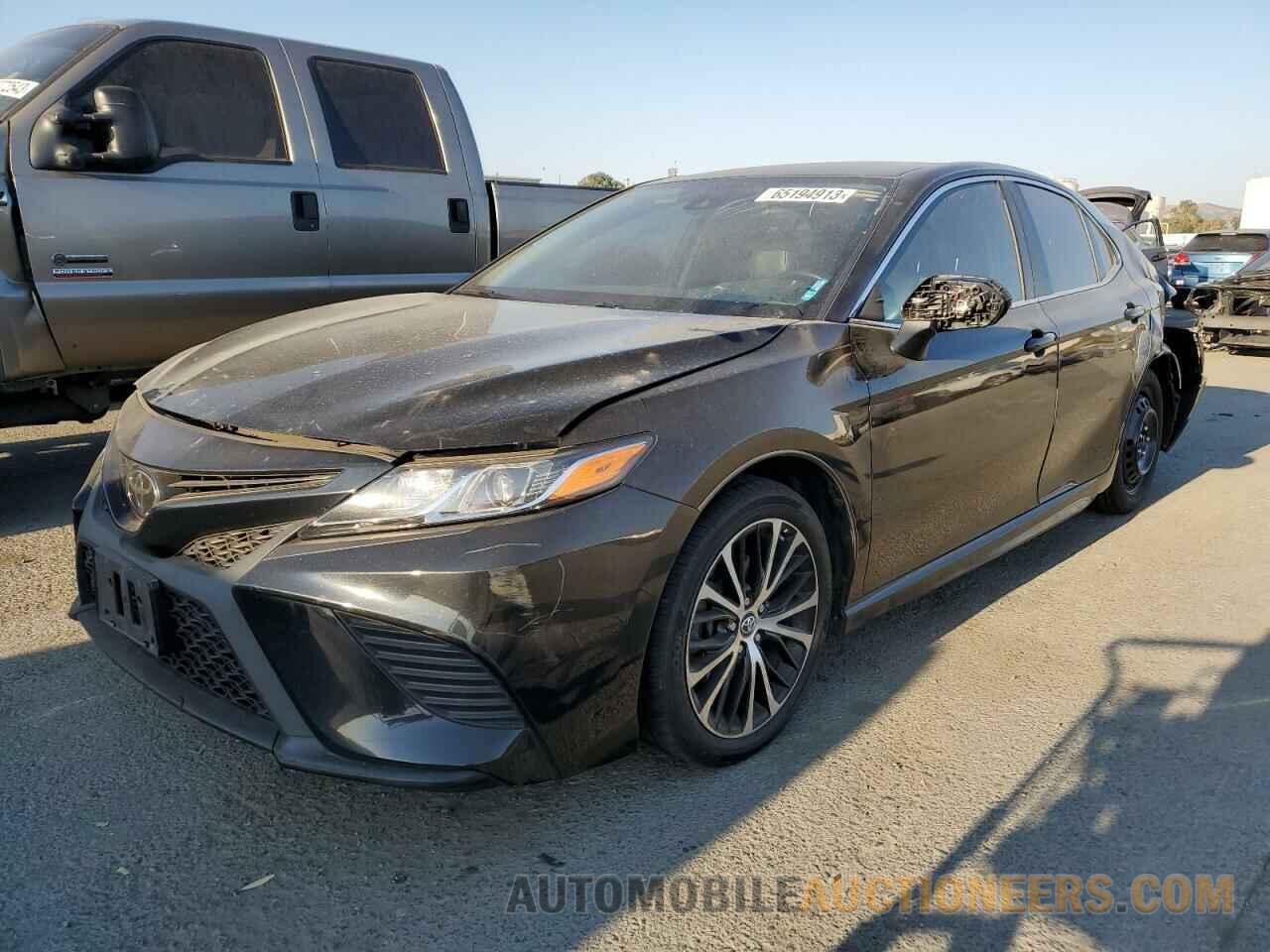 4T1B11HKXKU718647 TOYOTA CAMRY 2019