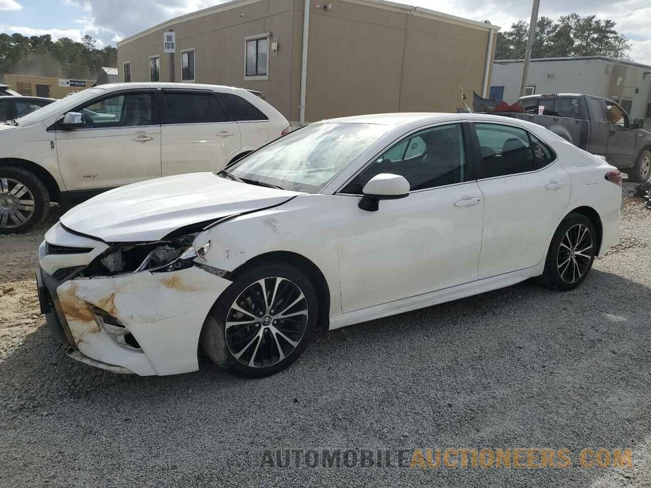 4T1B11HKXKU724495 TOYOTA CAMRY 2019