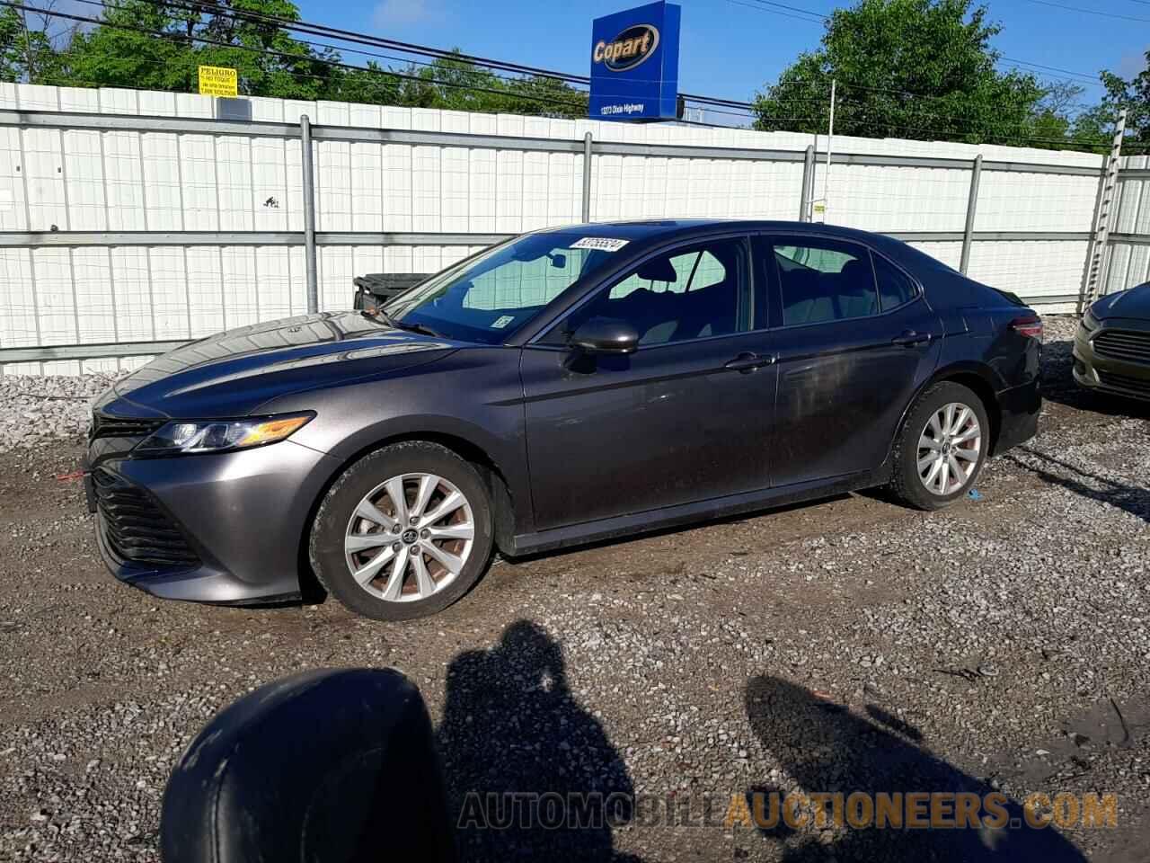 4T1B11HKXKU724898 TOYOTA CAMRY 2019