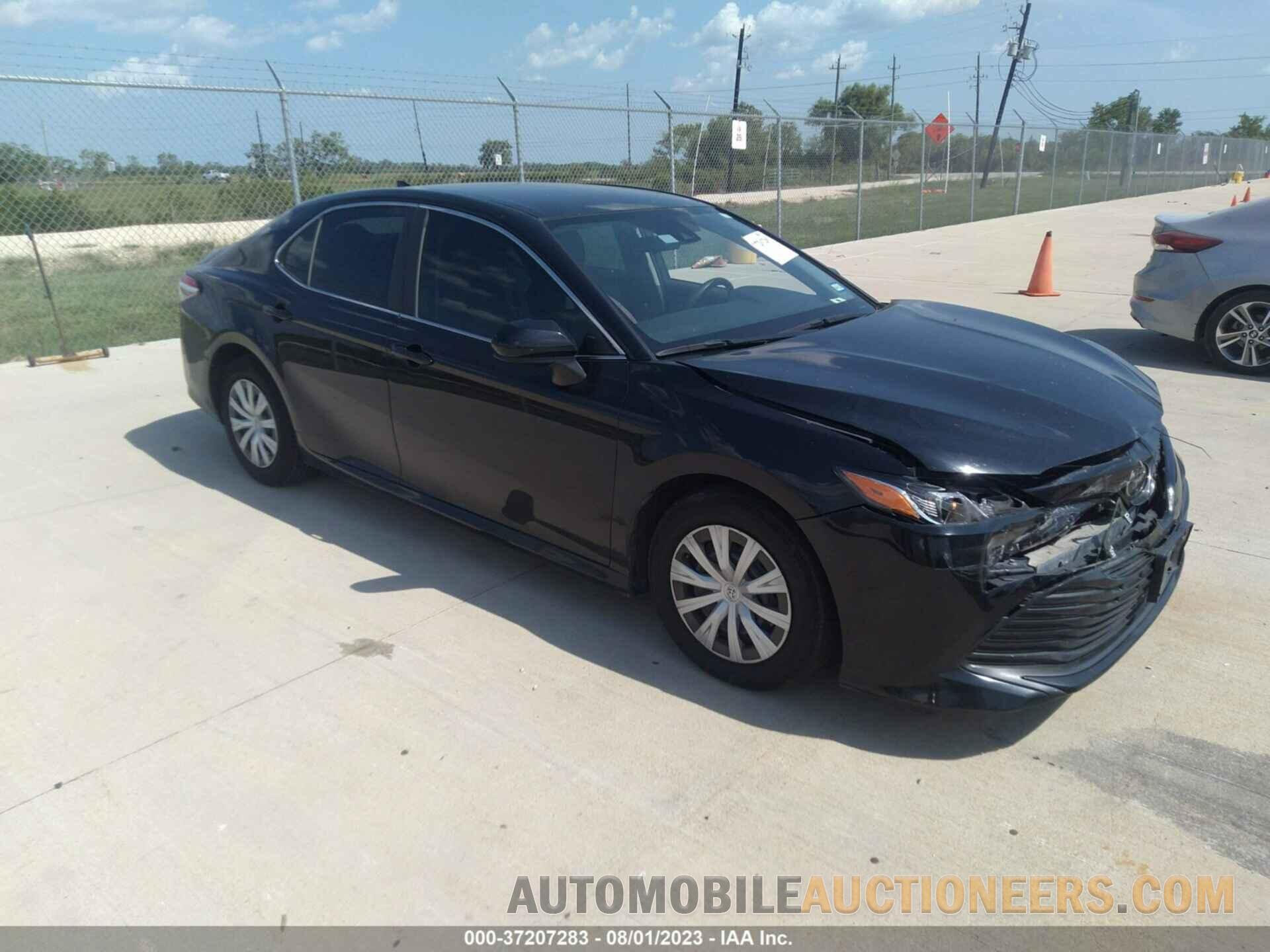 4T1B11HKXKU724996 TOYOTA CAMRY 2019