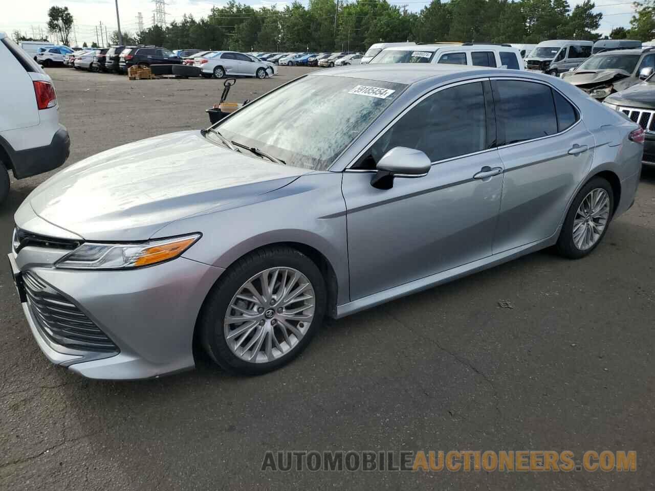 4T1B11HKXKU725663 TOYOTA CAMRY 2019