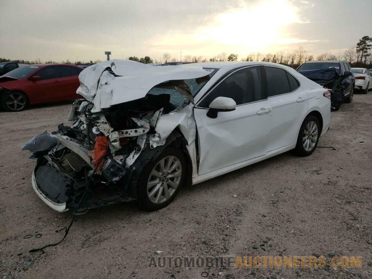 4T1B11HKXKU735996 TOYOTA CAMRY 2019